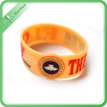 Bracelet en caoutchouc de silicone de cadeau de promotion, logo en relief